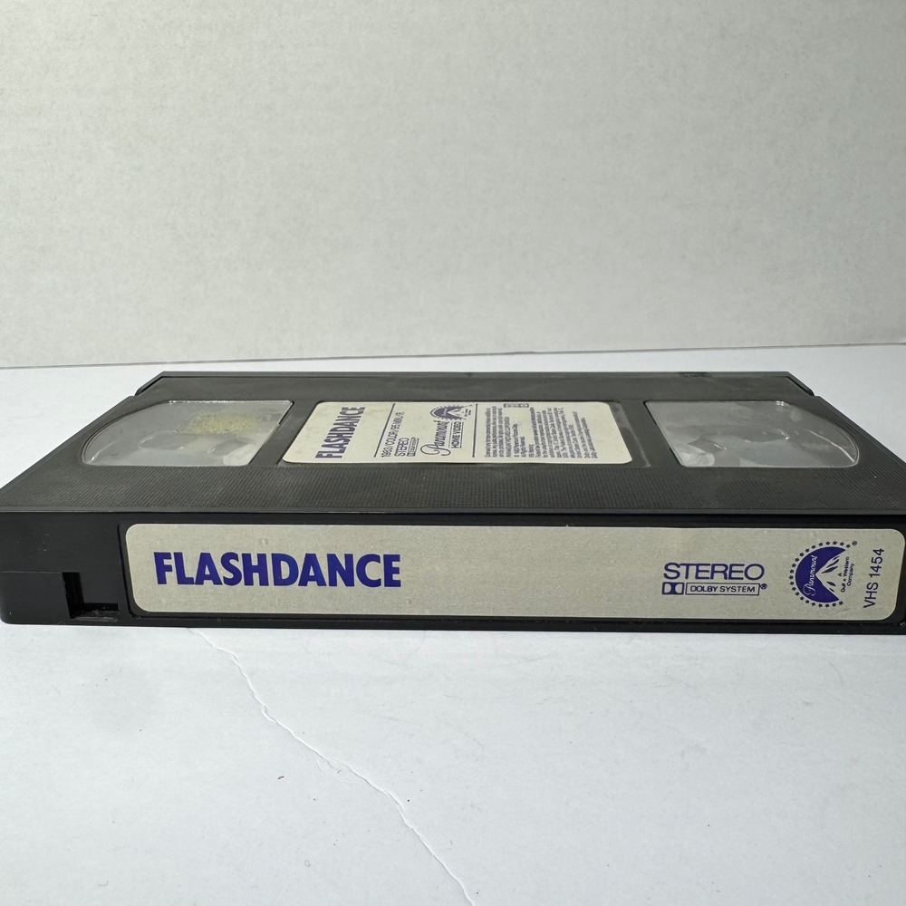 Flashdance VHS 1983 Movie Paramount Home Video‎ Jennifer Beals Stereo Vintage - Picture 5 of 5